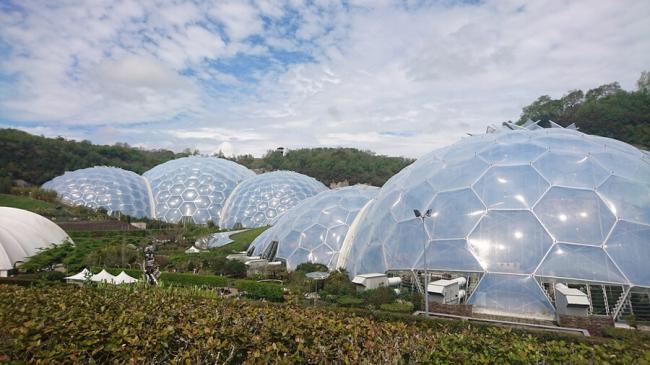 Проект Эдем (Eden Project) – самый крупный и высокотехнологичный ботанический сад в мире